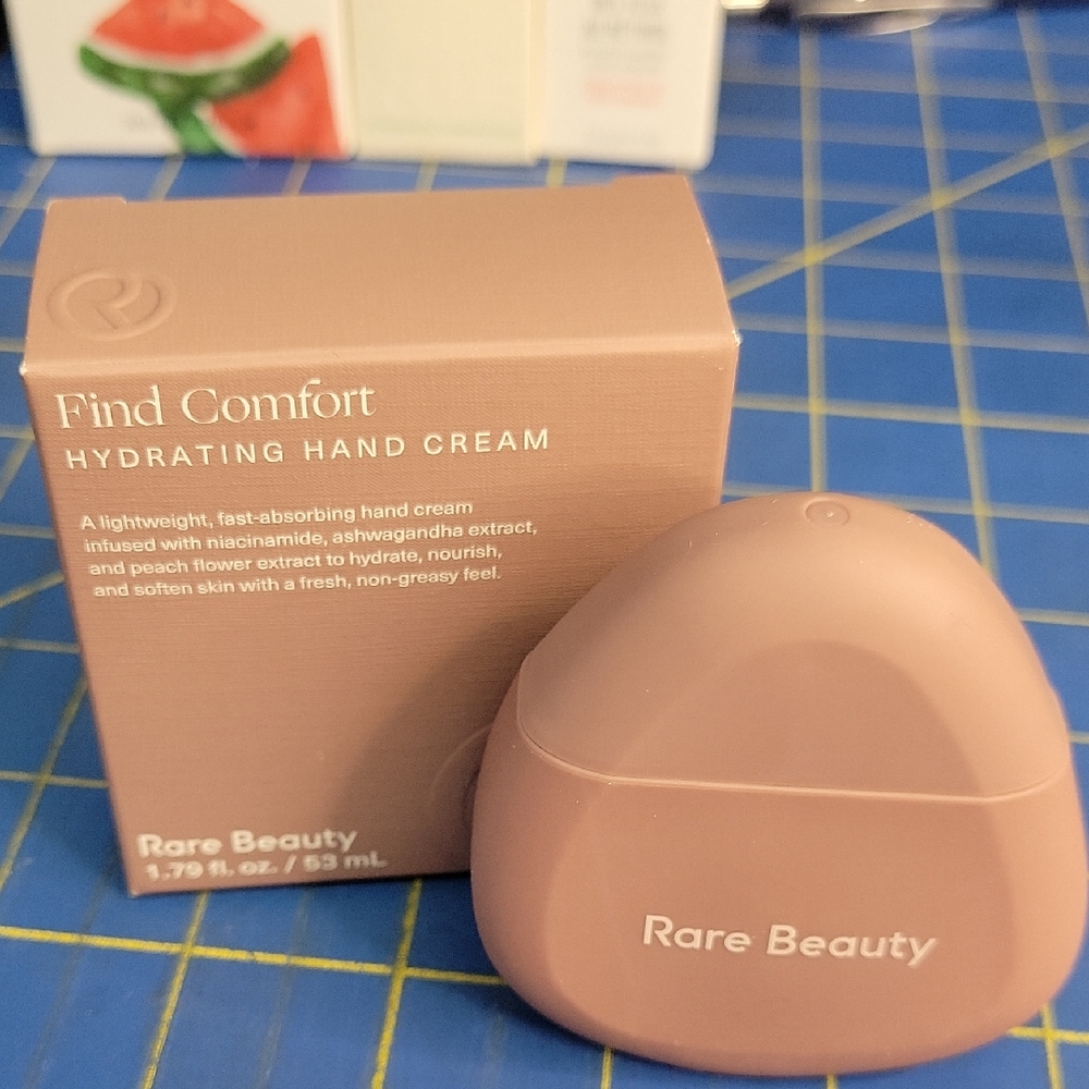 Rare Beauty Find Comfort Hydrating Hand Cream 53ml New in Box - Picture 1 of 5